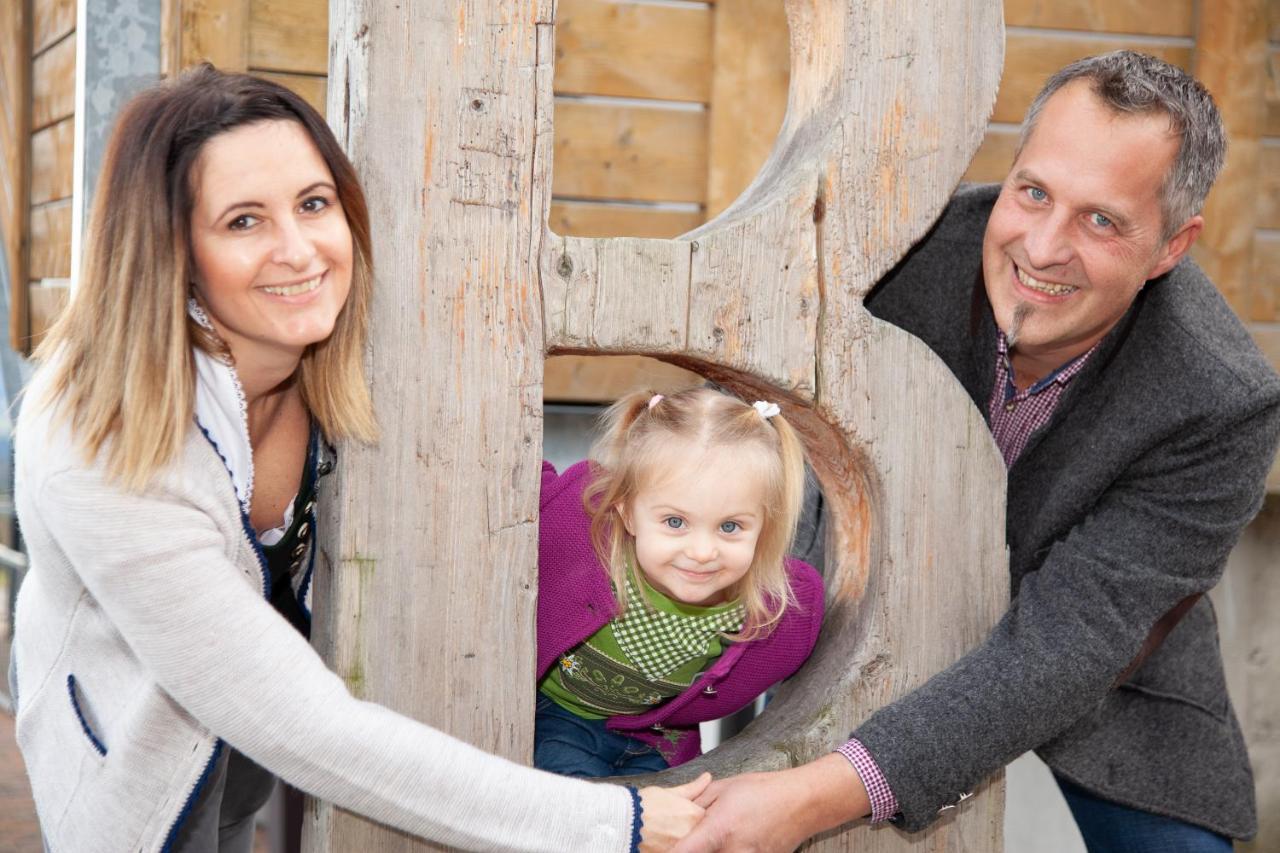 Familienhotel Berger Sankt Jakob im Walde Bagian luar foto